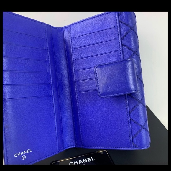 Chanel cobalt purple blue wallet (converted to WOC) - Picture 6 of 15